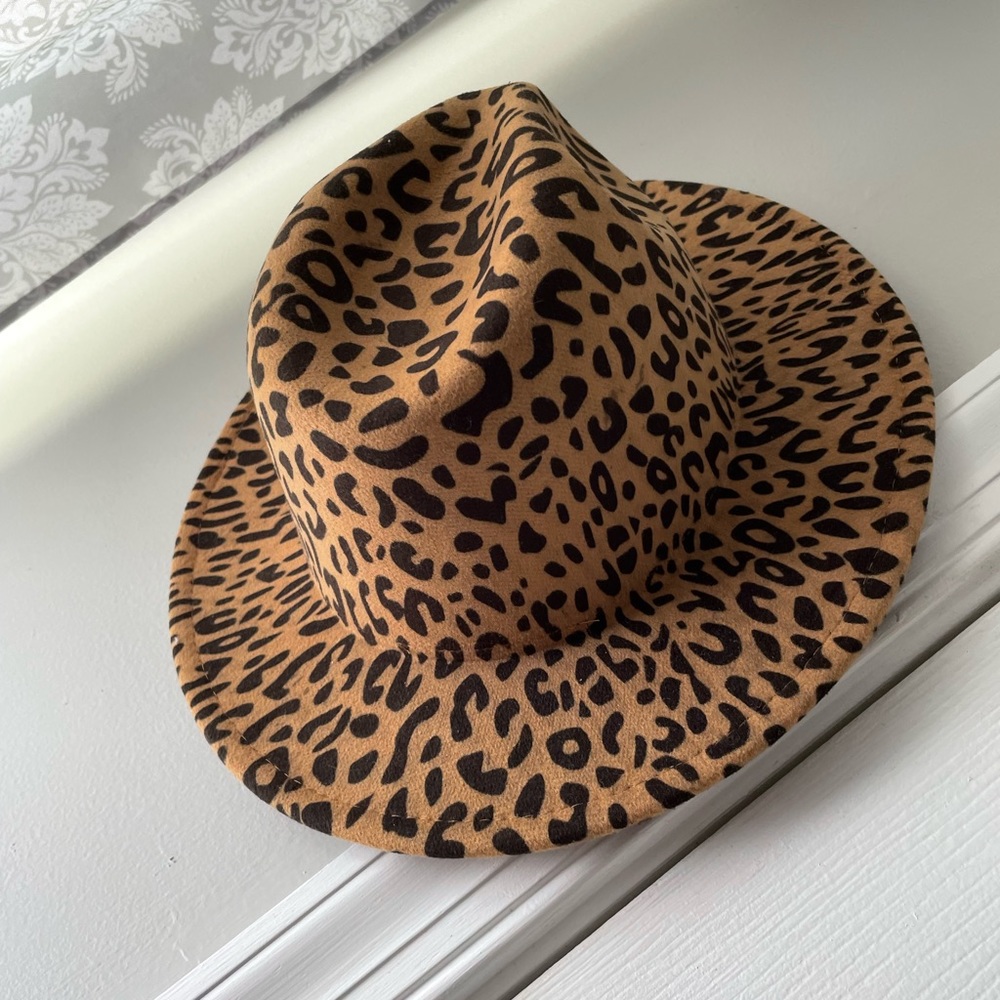 Fendora Hat